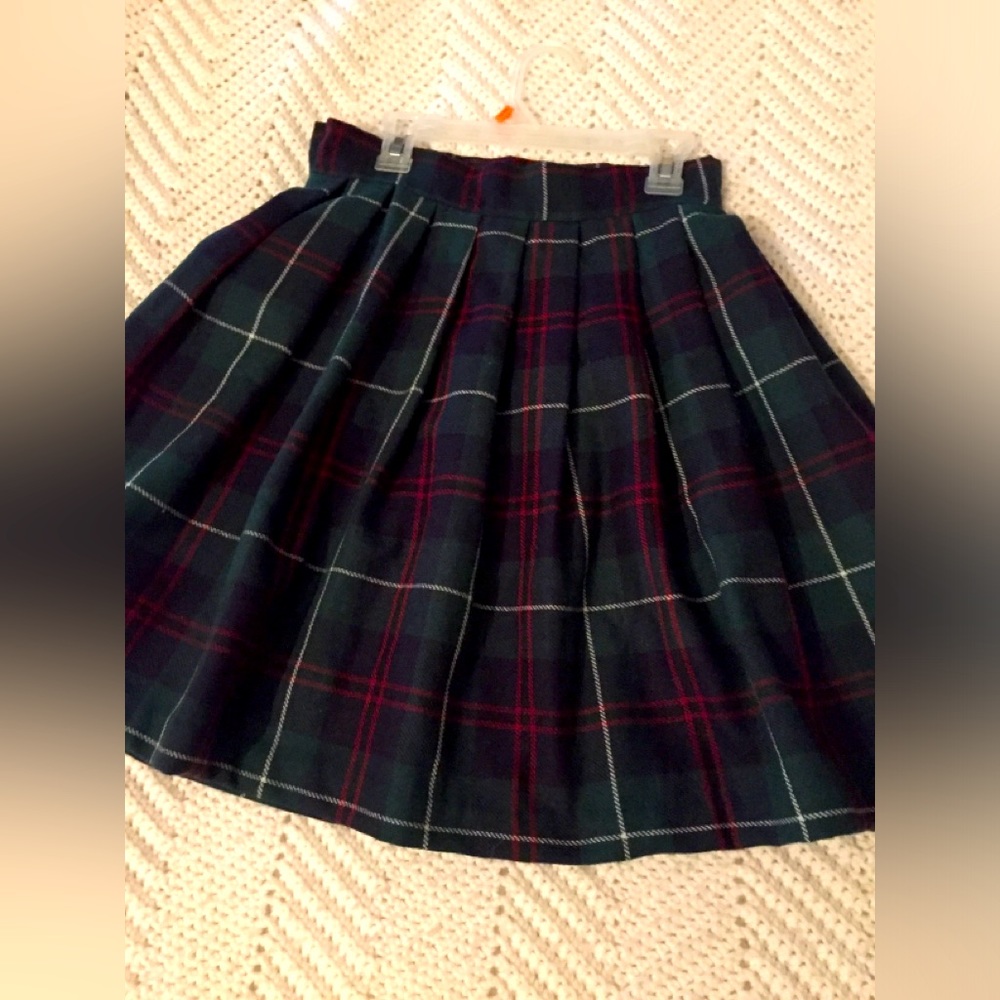 Vintage 1970’s Russ wool plaid pleated schoolgirl tartan skirt rrrrruss EUC 👀💚